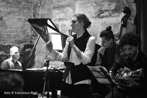 Mila Ogliastro - Voce